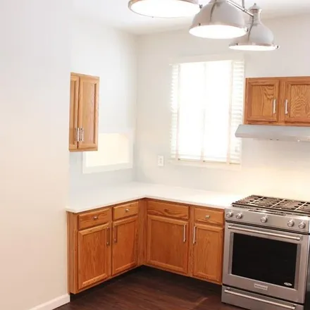 Rent this 3 bed apartment on 58 Mansfield Street in New Haven, CT 06511