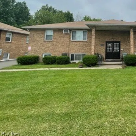 Rent this 2 bed apartment on 751 Moyer Avenue in Boardman, OH 44512