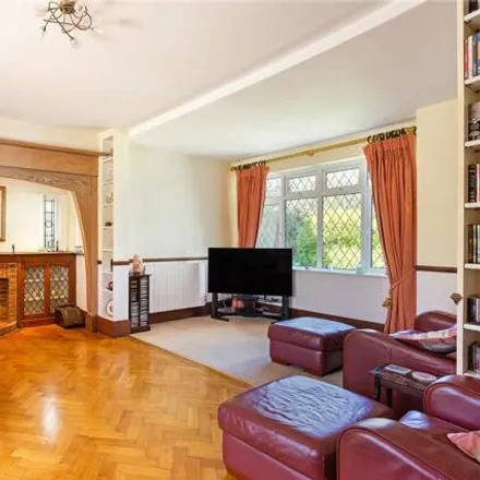 Image 5 - Valley Road, West Bridgford, NG2 6HG, United Kingdom - House for sale