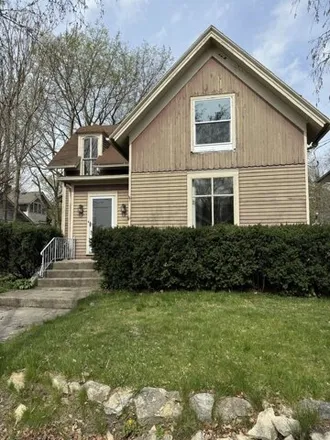 Rent this 4 bed house on 1028 North Avenue in Rockford, IL 61103