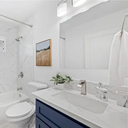 Image 7 - 1275 West 25th Street, Los Angeles, CA 90731, USA - House for sale