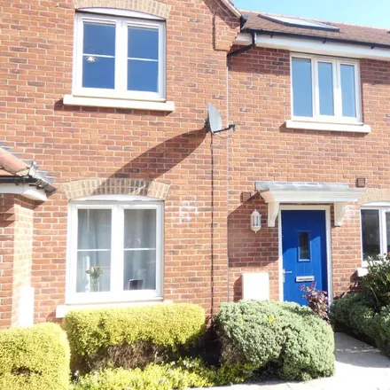 Rent this 2 bed townhouse on Sherwood Close in Wootton, MK43 9AF