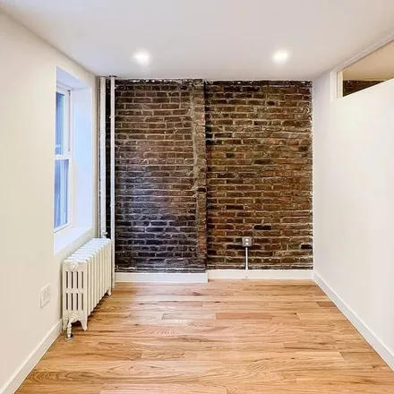 Image 4 - 150 Baxter Street, New York, NY 10013, USA - Apartment for rent