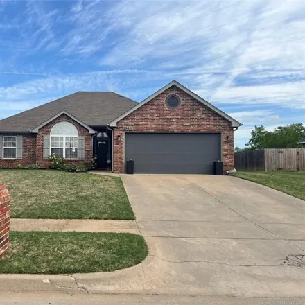 Buy this 3 bed house on 29821 East 137th Place South in Coweta, OK 74429