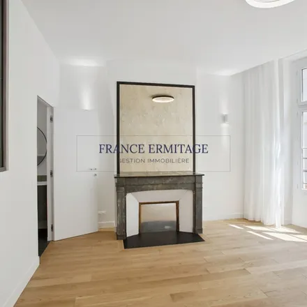 Image 8 - 5 Rue de la Banque, 75002 Paris, France - Apartment for rent