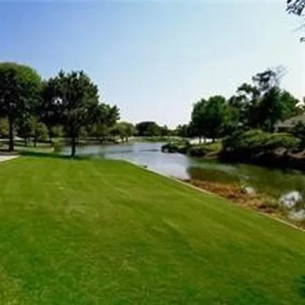 Image 4 - Oakbrook Parkway, Farmers Branch, TX 75001, USA - Condo for sale