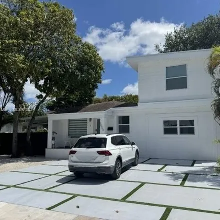 Buy this 3 bed house on 1000 Ne 134th St in North Miami, Florida