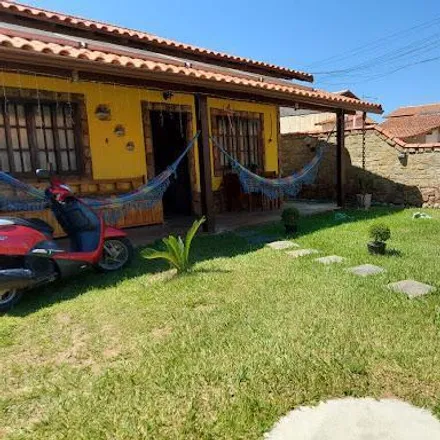 Buy this 4 bed house on Rua Albatroz in Itapeba, Maricá - RJ