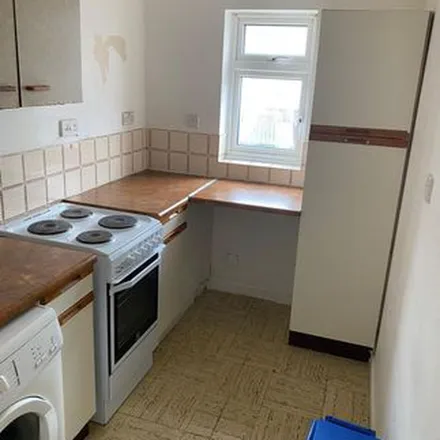 Rent this 1 bed apartment on A&S Food in 46 Bishopscote Road, Luton