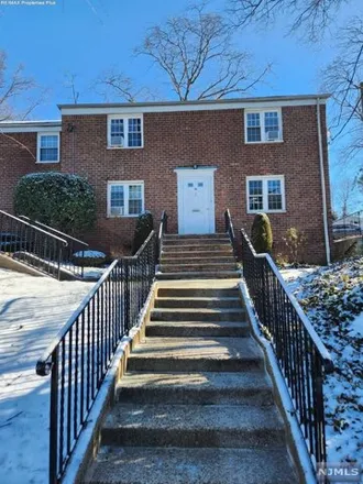 Rent this 2 bed condo on Monica Tadros in MD, FACS
