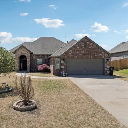 Image 2 - 7457 East Knoxville Street, Broken Arrow, OK 74014, USA - House for sale