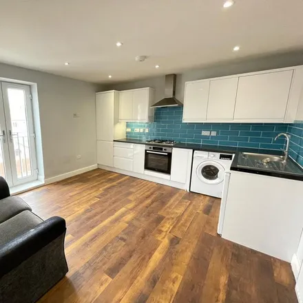 Rent this 1 bed apartment on The Half Moon in 103 Dashwood Avenue, High Wycombe