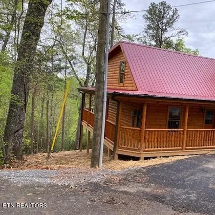 Image 2 - 1531 Ski View Ln, Sevierville, Tennessee, 37876 - House for sale
