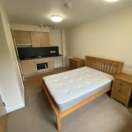 Image 3 - Abbey Court, Abbey Street, Cambridge, CB1 2LB, United Kingdom - Apartment for rent