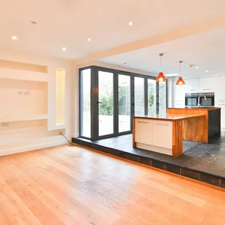 Image 5 - 49, 49a Lime Grove, London, KT3 3TW, United Kingdom - Duplex for rent