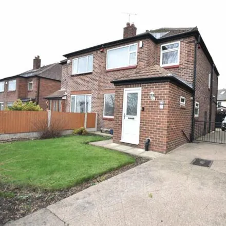 Buy this 3 bed duplex on 69 Cross Gates Road in Leeds, LS15 7PA
