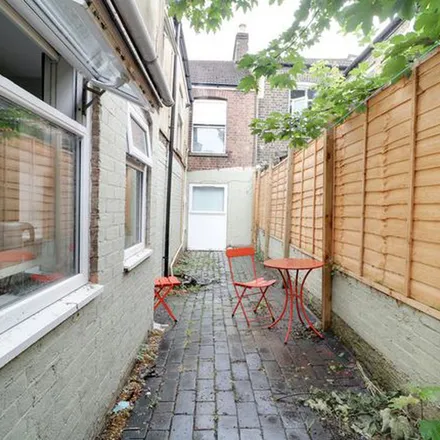 Rent this 1 bed apartment on Cardigan Street in Luton, LU1 1RP