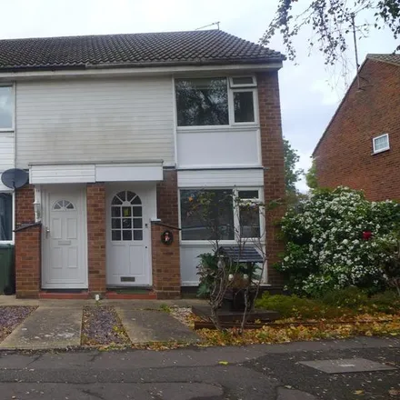 Rent this 2 bed townhouse on Ditchingham Close in Aylesbury, HP19 7SA