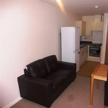 Image 7 - Clifton House, Thornaby Place, Thornaby-on-Tees, TS17 6SD, United Kingdom - Apartment for rent