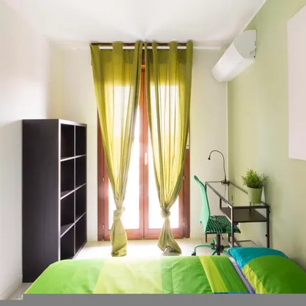 Image 1 - Largo Cavalieri di Malta, 8, 20146 Milan MI, Italy - Room for rent