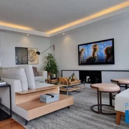Buy this 4 bed apartment on Rua Pedroso Alvarenga 811 in Vila Olímpia, São Paulo - SP