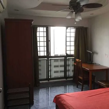Rent this 1 bed room on 285E Toh Guan Road in Singapore 605285, Singapore