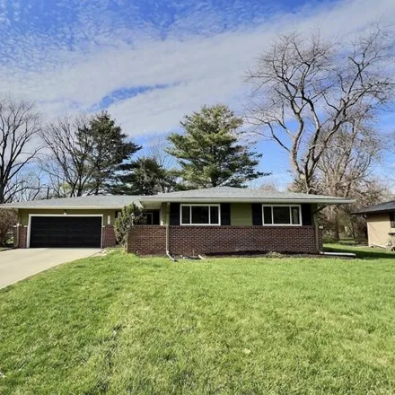 Buy this 3 bed house on 842 Preston Drive in Carmel, IN 46280