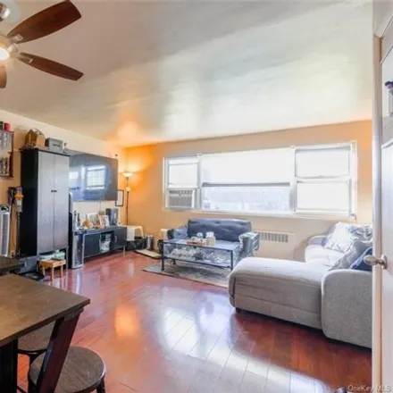 Image 7 - 16 Westview Avenue, City of White Plains, NY 10603, USA - Apartment for sale