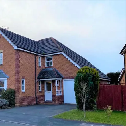 Buy this 4 bed house on Wych Elm Road in Oadby, LE2 4EF