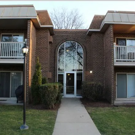 Image 2 - 1501 East Churchill Drive, Palatine, IL 60074, USA - Apartment for rent