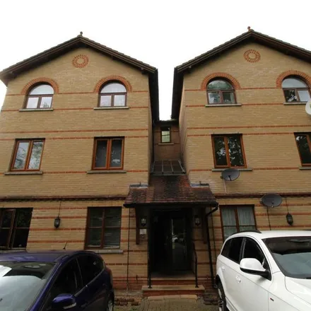 Rent this 1 bed apartment on Rushdon Close in London, RM1 2RE