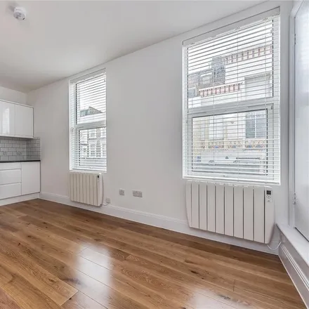 Image 2 - 154 Essex Road, Angel, London, N1 8LY, United Kingdom - Apartment for rent