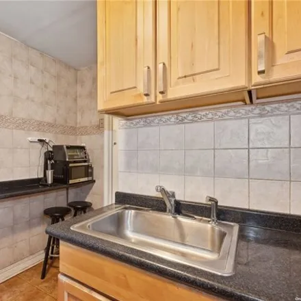 Image 3 - Sterling Apartments, 61-41 Saunders Street, New York, NY 11374, USA - Apartment for sale