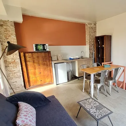 Rent this 1 bed apartment on 93380 Pierrefitte-sur-Seine