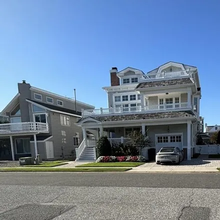 Image 2 - 166 West 16th Street, Avalon, Cape May County, NJ 08202, USA - House for sale