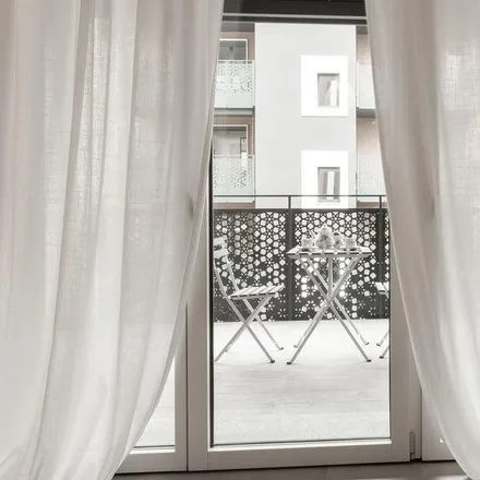 Image 5 - Stunning 2-bedroom apartment in Zona delle Regioni  Milan 20137 - Apartment for rent