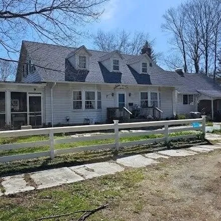Image 1 - 12 Avenue B, Village of Cambridge, Washington County, NY 12816, USA - House for sale