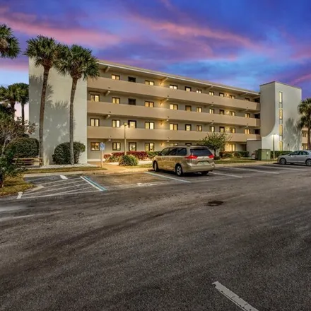 Buy this 2 bed condo on Washington Avenue in Titusville, FL 32781