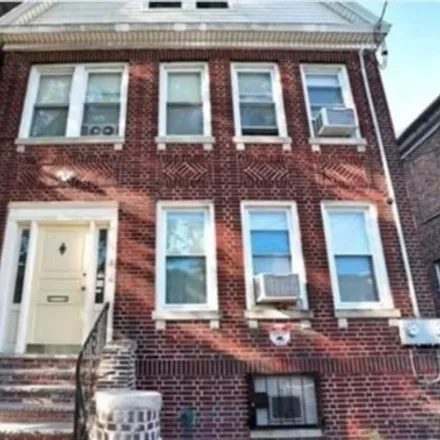 Image 2 - 4 Van Houten Avenue, West Bergen, Jersey City, NJ 07305, USA - House for rent