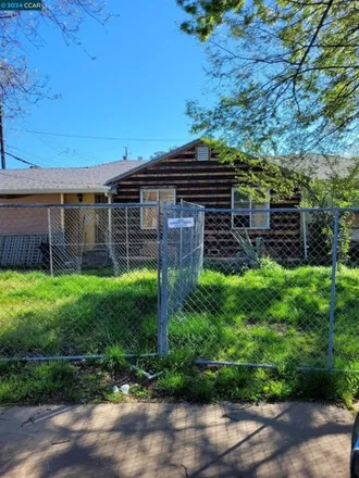 Image 3 - 2906 Wilmington Avenue, Sacramento, CA 95820, USA - House for sale