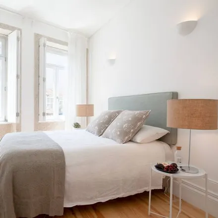 Rent this 2 bed apartment on Casa da Beira Alta in Rua de Santa Catarina 147, 4000-450 Porto