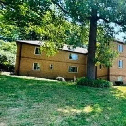 Rent this 2 bed apartment on 2377 Willowgrove Avenue in Southern Hills, Kettering