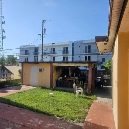 Image 3 - 19 E 45th St, Hialeah, Florida, 33013 - House for sale