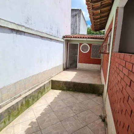 Buy this 3 bed house on unnamed road in Enseada do Suá, Vitória - ES