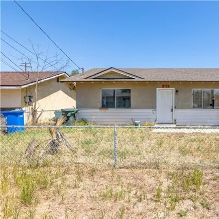 Image 2 - 590 South Santa Fe Avenue, San Jacinto, CA 92583, USA - House for sale