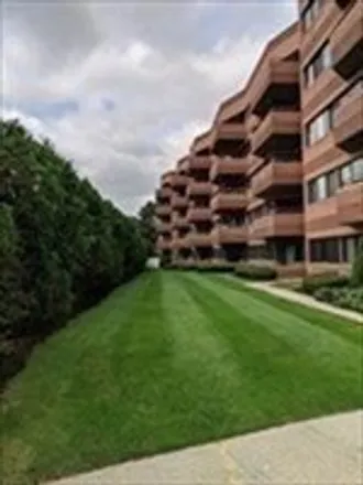 Image 4 - Point of Pines Condominiums, 1 Carey Circle, Point of Pines, Revere, MA 01910, USA - Condo for rent