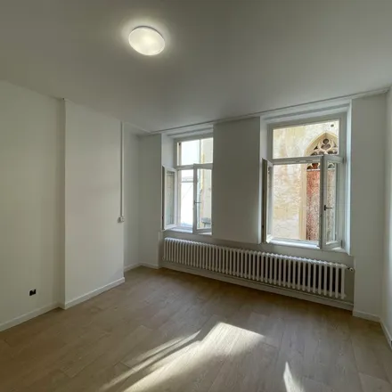 Image 3 - 61 Rue de Pouilly, 57000 Metz, France - Apartment for rent