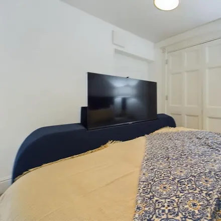 Image 7 - Cheltenham, GL53 7FH, United Kingdom - Apartment for rent