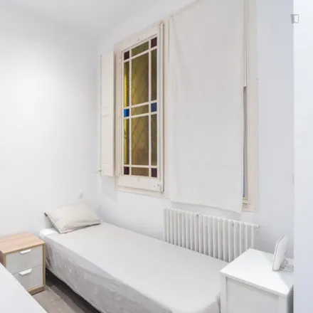 Rent this 3 bed apartment on Carrer de Còrsega in 240, 08001 Barcelona
