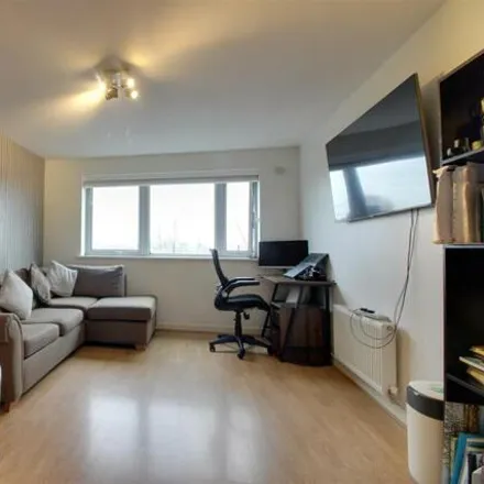 Image 2 - Main Avenue, London, EN1 1EH, United Kingdom - Apartment for rent